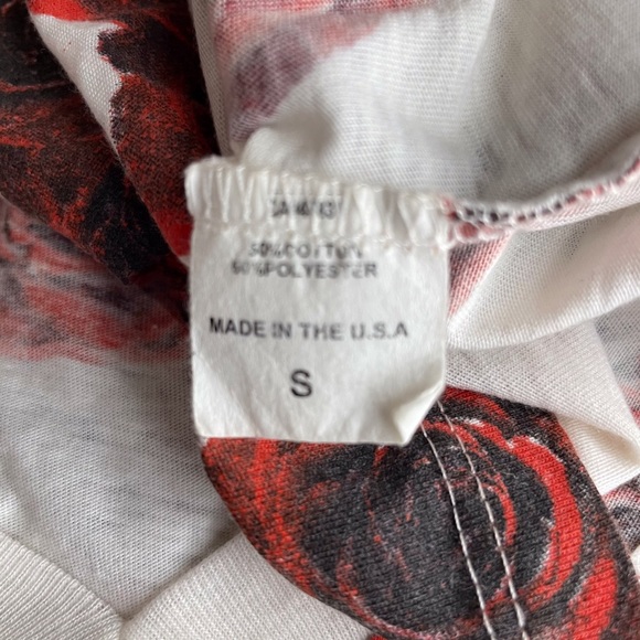 Chaser Rose Print V-Neck Tee Shirt Size S K40 - Picture 7 of 8